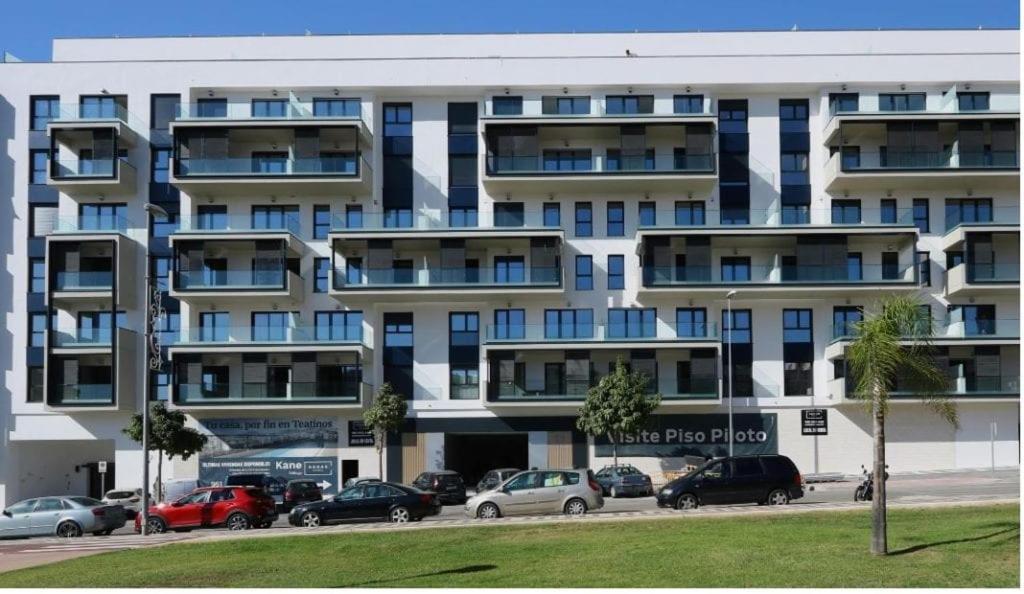Teatinos Apartament *